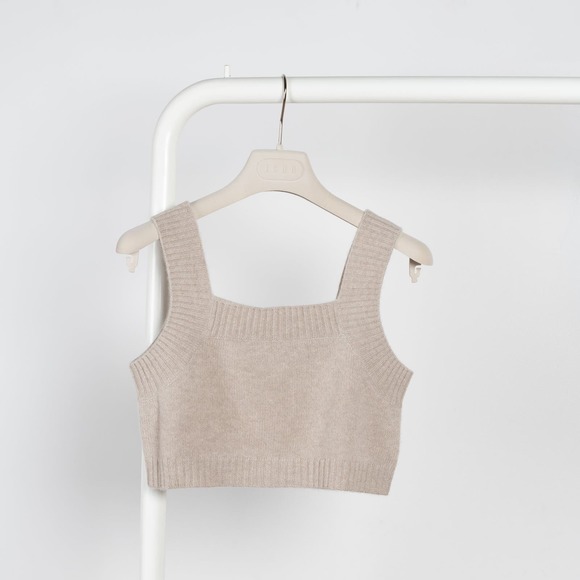 Lisa Yang Cashmere Sleeveless Crop Top/Bralette - M/L - NWT - Picture 1 of 8